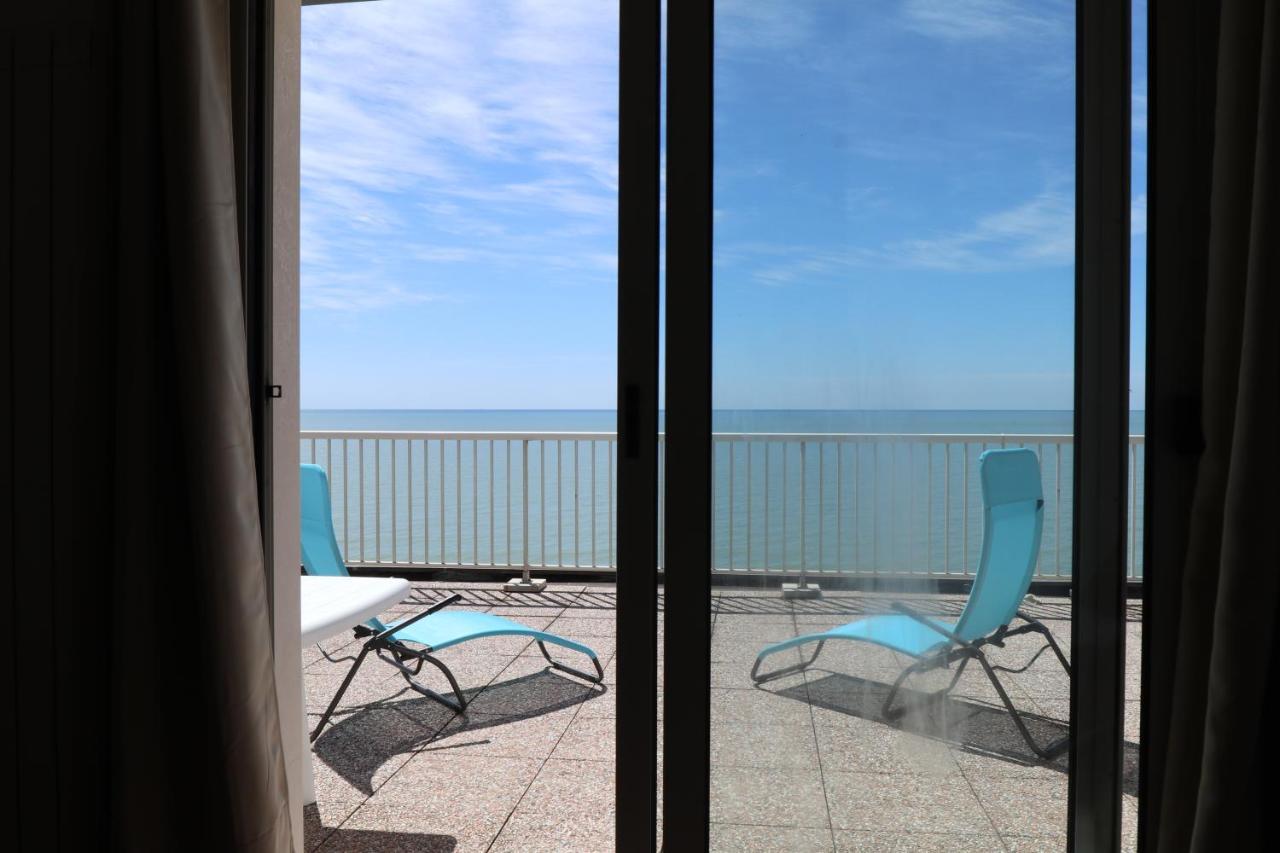 Apartamento Penthouse Attico Mara Caorle Exterior foto