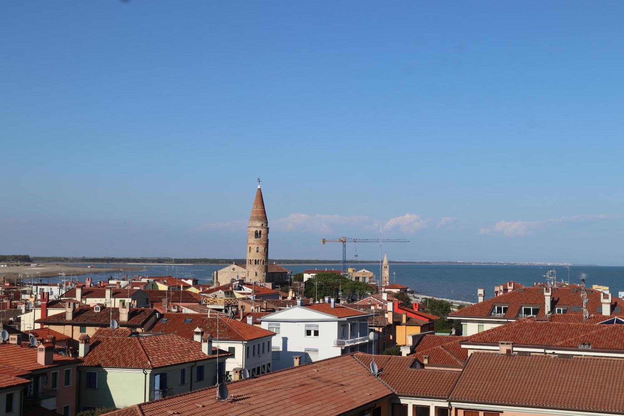 Apartamento Penthouse Attico Mara Caorle Exterior foto