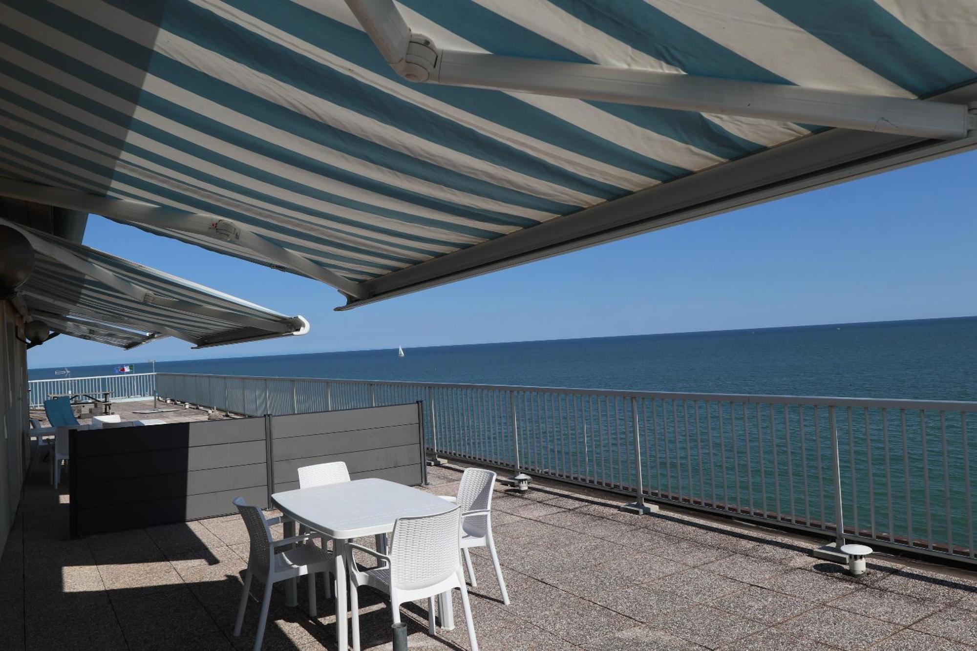 Apartamento Penthouse Attico Mara Caorle Exterior foto